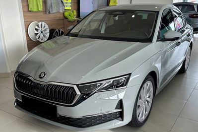 Skoda Octavia Drive Selection 1.5 TSI mHEV DSG