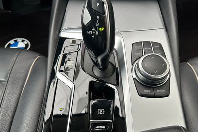 BMW Seria 5 518d aut