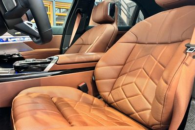 BMW Seria 7 740d xDrive M Sport