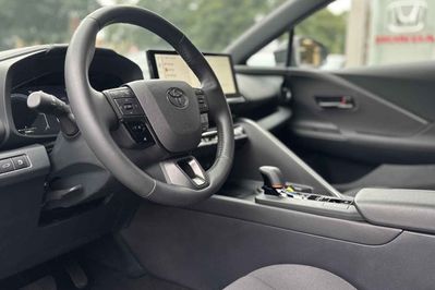 Toyota C-HR Style 2.0 Hybrid Dynamic Force Plug-in