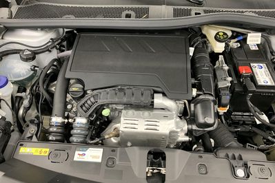 Peugeot 2008 STYLE 1.2 PureTech