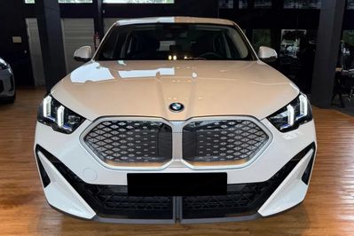 BMW iX2 eDrive20