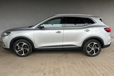MG HS 1.5 T-GDI Exclusive DCT