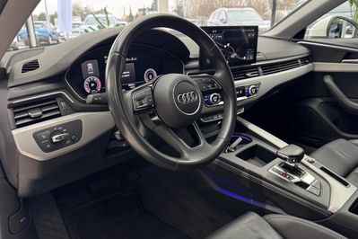 Audi A4 35 TFSI S Line