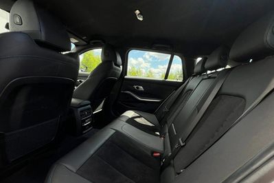 BMW Seria 3 330e xDrive M Sport sport-aut