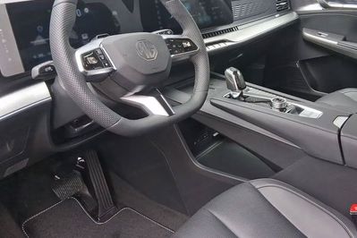 MG S9 Exclusive