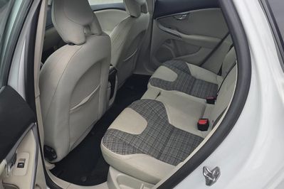 Volvo V40 T3 Drive-e Momentum