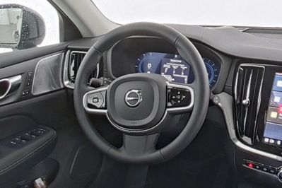 Volvo V60 B4 B Ultra Dark aut