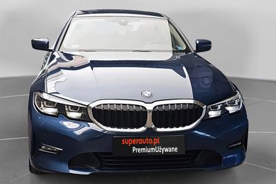 BMW Seria 3 320i Advantage aut