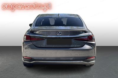 Lexus ES 300h Business Edition +
