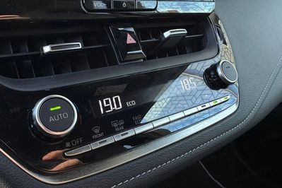 Toyota Corolla Style 1.8 Hybrid