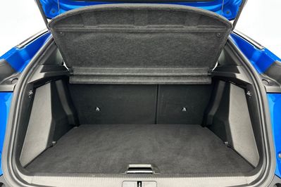 Peugeot 2008 GT 1.2 PureTech EAT8