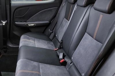 Lexus LBX Hybrid Cool