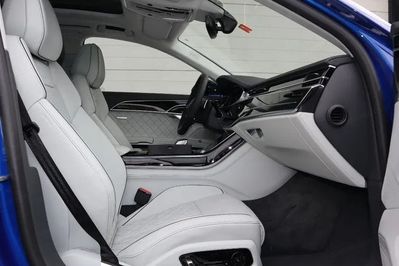 Audi A8 L 60 TFSI e quattro Tiptr.