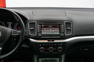 Volkswagen Sharan 2.0 TDI Highline DSG