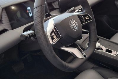 MG MGS5 64kWh Long Range RWD Exclusive
