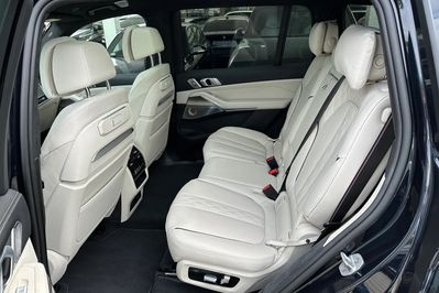 BMW X7 M60i xDrive
