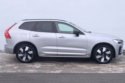 Volvo XC60 T8 Recharge Plug-In Hybrid AWD Ultra Dark