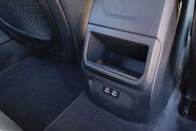 BMW Seria 1 118i Advantage aut