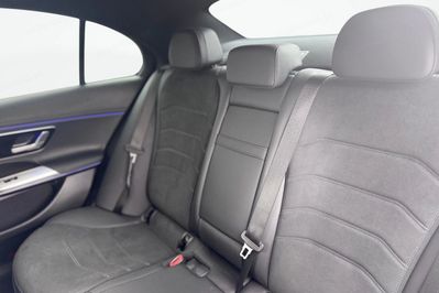 Mercedes Klasa E 220 d mHEV 4-Matic AMG 9G-Tronic