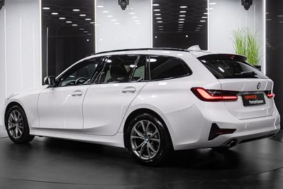 BMW Seria 3 318d Sport Line
