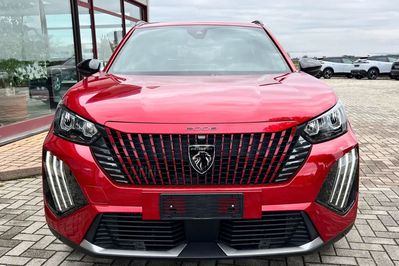 Peugeot 2008 Allure EAT8 1.2 PureTech