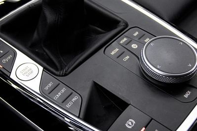 BMW Seria 3 318d Sport Line