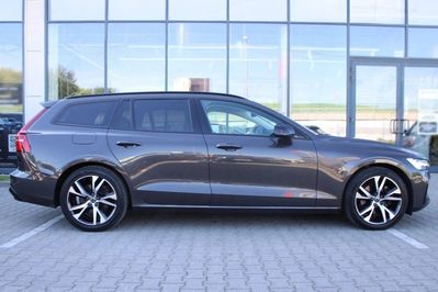 Volvo V60 B4 B Plus Dark aut