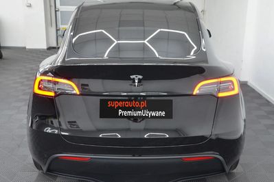 Tesla Model Y Y 62.5 Standard RWD