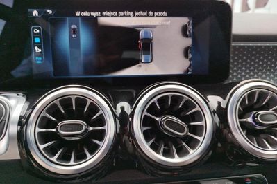 Mercedes GLB 200 AMG Line 7G-DCT