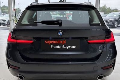 BMW Seria 3 Touring 318i