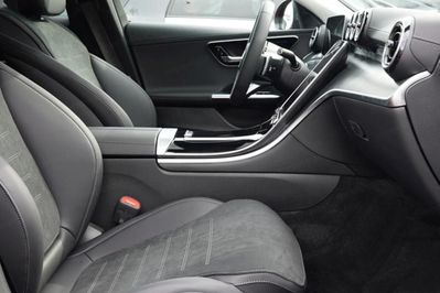 Mercedes Klasa C 220 d  4-Matic AMG