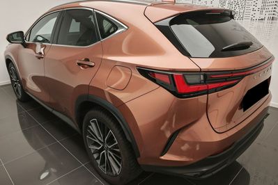 Lexus NX 350h Omotenashi 2.5 Hybrid AWD