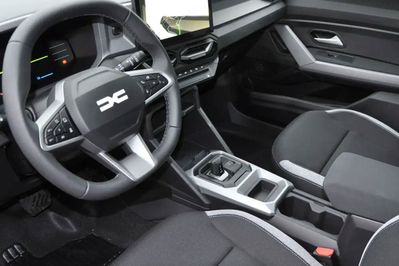 Dacia Duster Journey 1.8 Full Hybrid