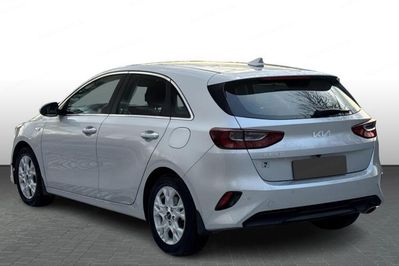 Kia Ceed M 1.5 T-GDI  DCT