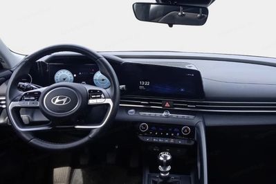 Hyundai Elantra 1.6 Smart