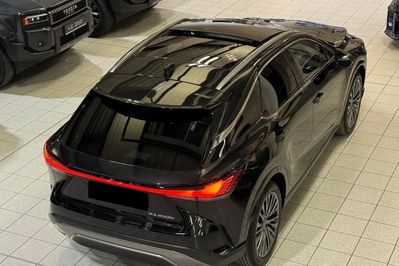 Lexus RX 450h+ Omotenashi 2.5 Hybrid Plug-in