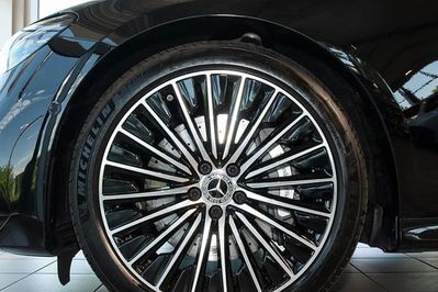 Mercedes Klasa E 220 d 4-Matic AMG