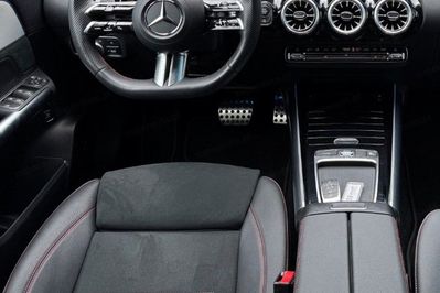 Mercedes GLA 220 4-Matic AMG Line