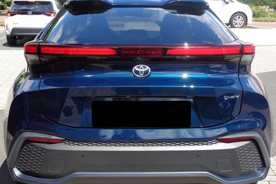 Toyota C-HR Style 2.0 Hybrid Dynamic Force AWD
