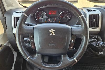 Peugeot Boxer 333 BlueHDi L2H2