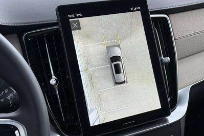 Volvo XC90 T8 AWD Plug-In Hybrid Ultra Dark 7os