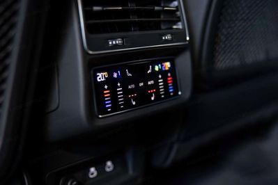 Audi Q8 SQ8 TFSI quattro