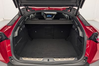 Peugeot 408 GT 1.2 mHEV e-DCS6
