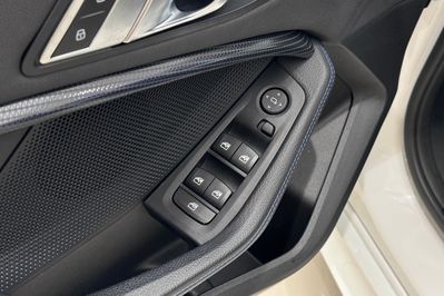 BMW Seria 1 118i M Sport aut