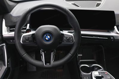BMW iX1 eDrive20 M Sport