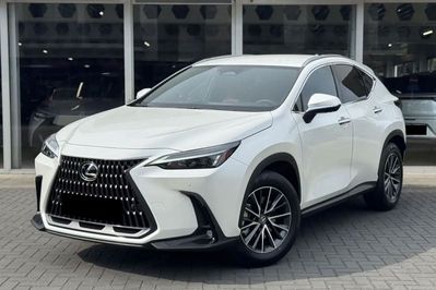 Lexus NX 350h Elegance 2.5 Hybrid