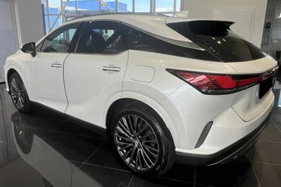 Lexus RX 350h Omotenashi