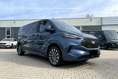 Ford Tourneo Custom 320 L2H1 Titanium A8