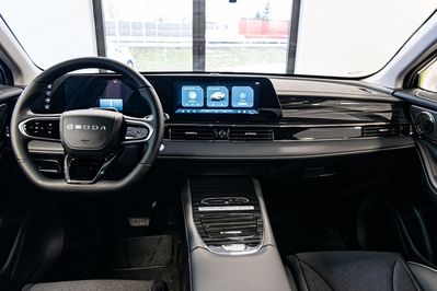 Omoda 5 1.5 T-GDI Hybrid Premium DHT